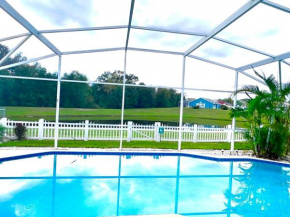 Blue Oasis Turquoise Lake-View Pool